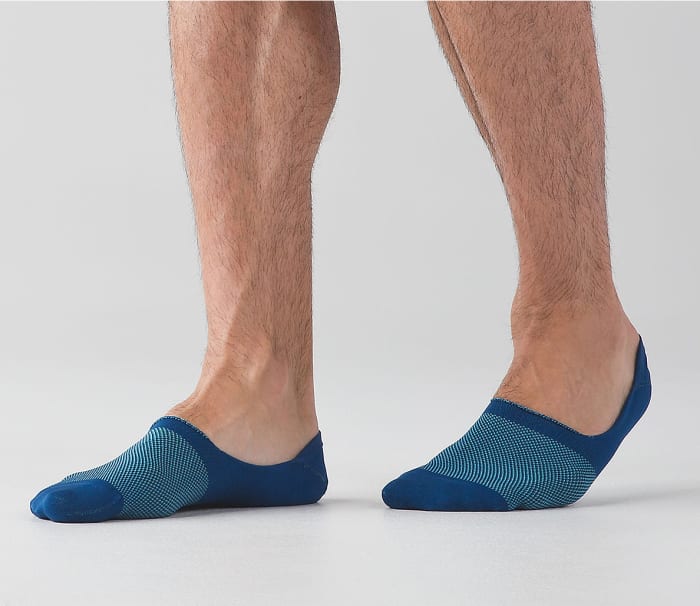 Best Socks for Sweaty Feet: Top 10 Socks for Active Men (2022) - Men's ...