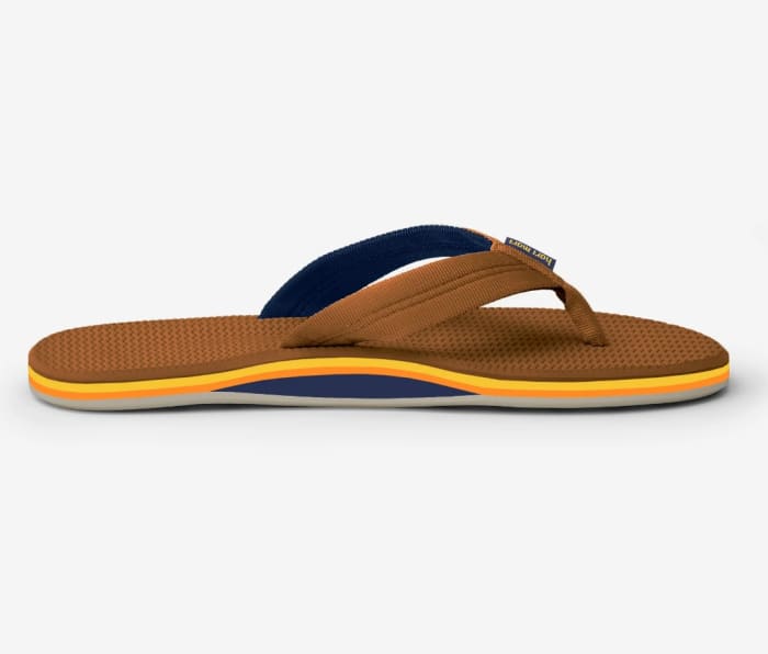 15 Best Men's Sandals + 7 Best Flip Flops 2023 - Men's Journal