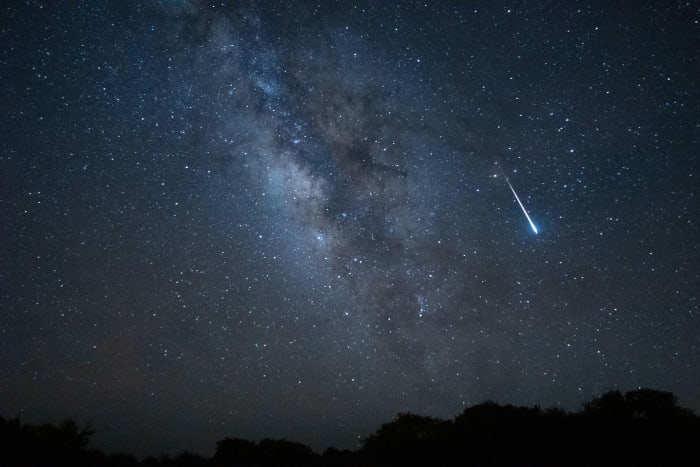 Astronomy Lovers Guide to July Night Sky Supermoon, Meteor Showers ...