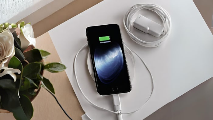 Apple IPhone 15 Wireless Chargers 15W Confirmed By Anker And Others ...