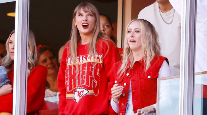 Travis Kelce Thanks Taylor Swift for Spike in Jersey Sales - Men's Journal