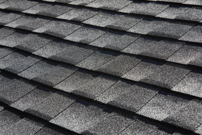 How to Identify Buckling and Curling Roof Shingles - Men's Journal ...