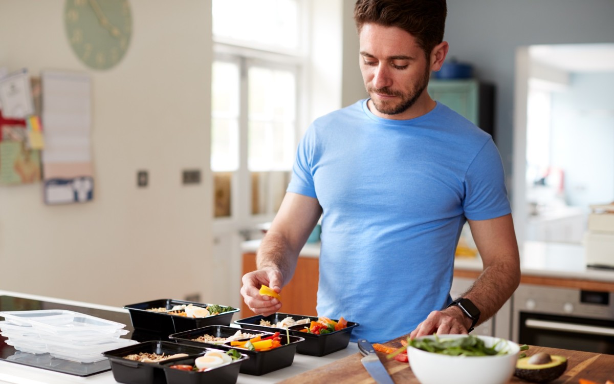 6 Tips for an Optimal Post-Workout Meal - Men's Journal