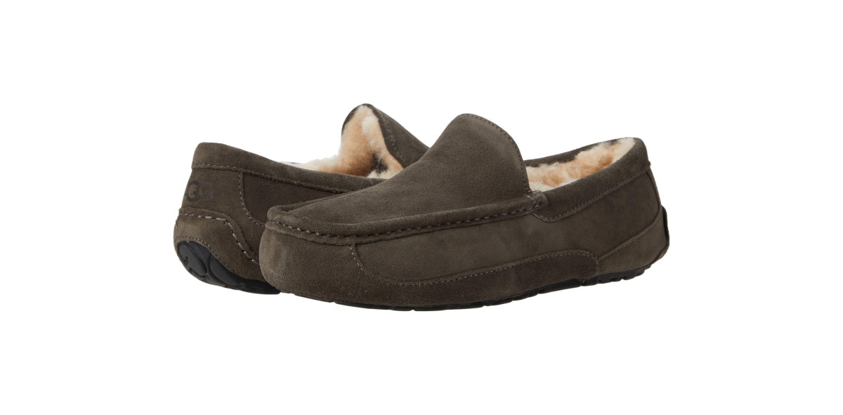 Zappos Has Your New Favorite Work From Home Slippers Here - Men's Journal