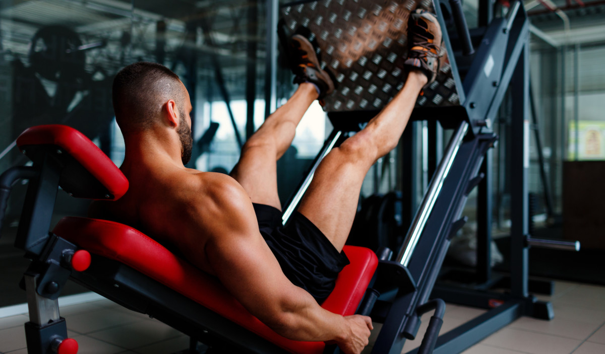 5 Lower Body Workouts for Your Quads and Calves | Men's Journal - Men's ...