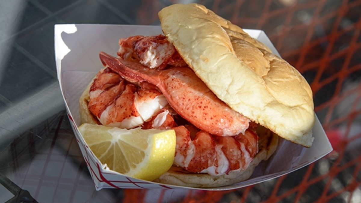 7 Alternatives to the Classic Lobster Roll - Men's Journal