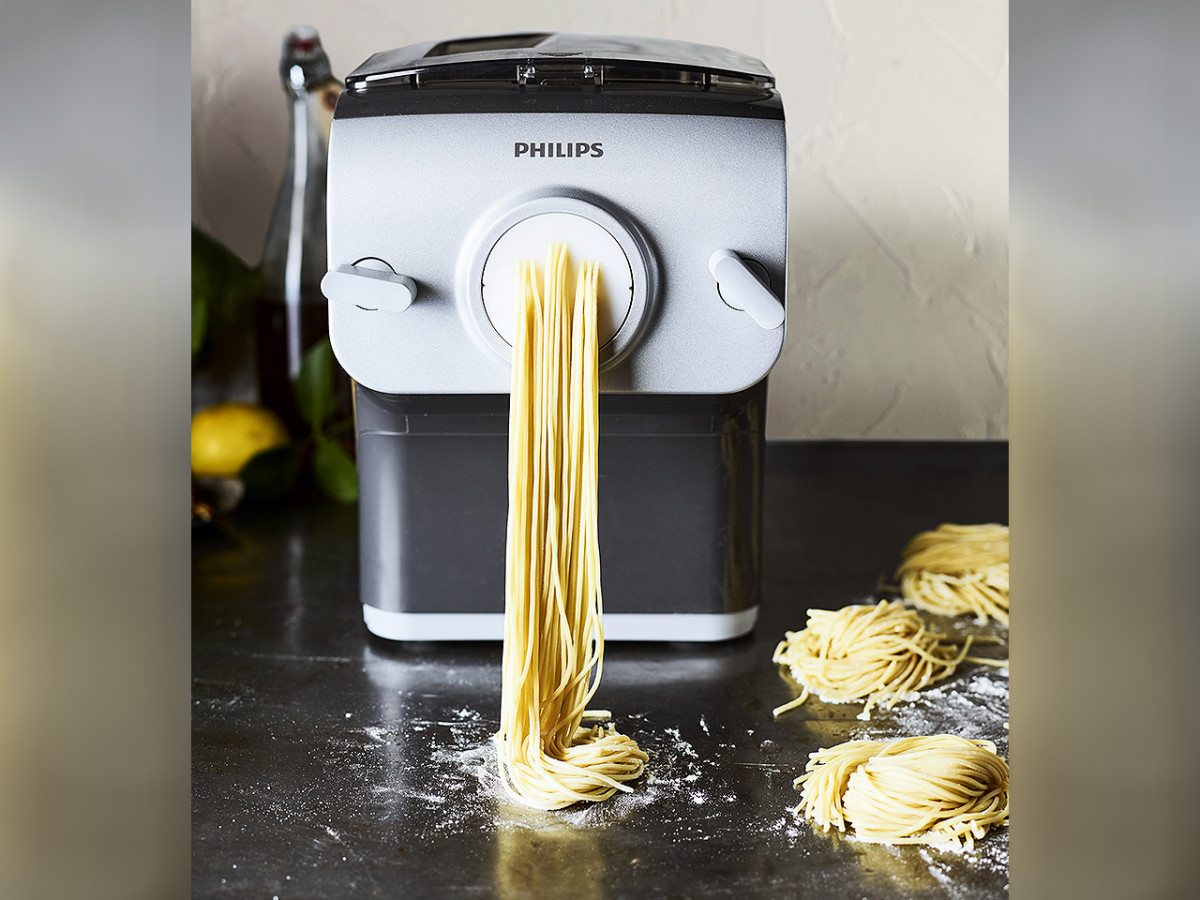 Williams-Sonoma - May 2017 Catalog - Philips Smart Pasta Maker