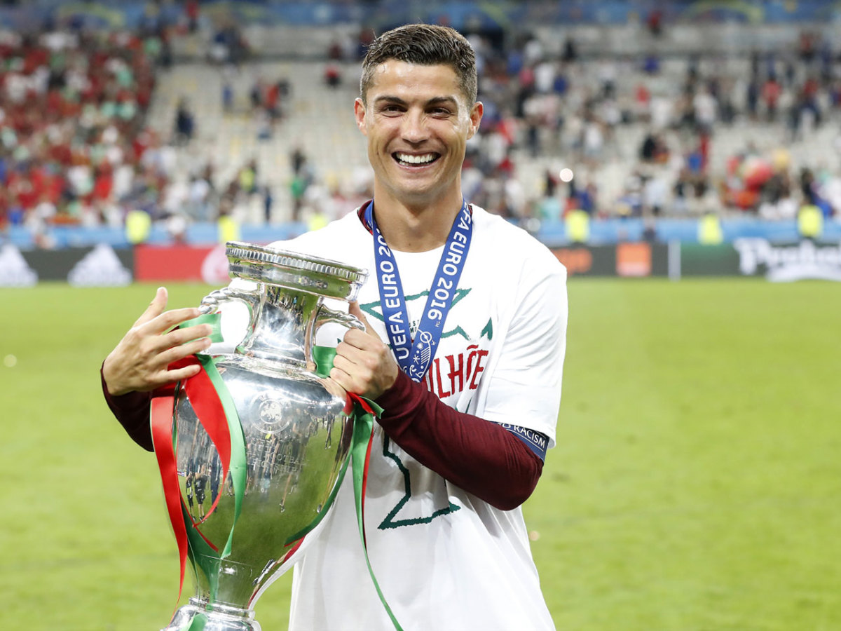 Cristiano Ronaldo’s 7 Most Incredible Moments from His Record-Setting ...