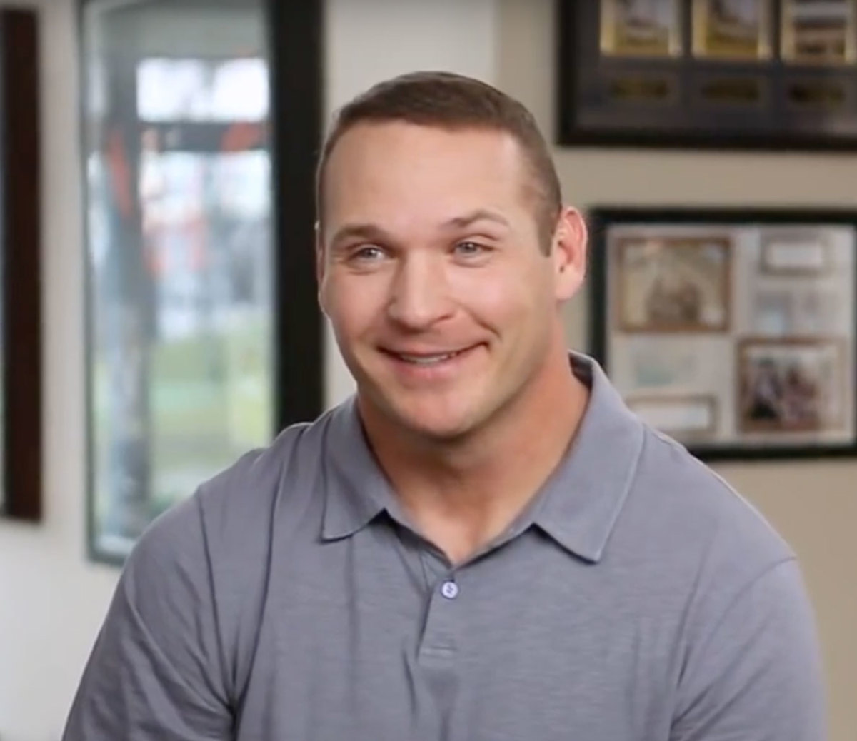 Brian Urlacher Restores His Hair Are You Next Men s Journal