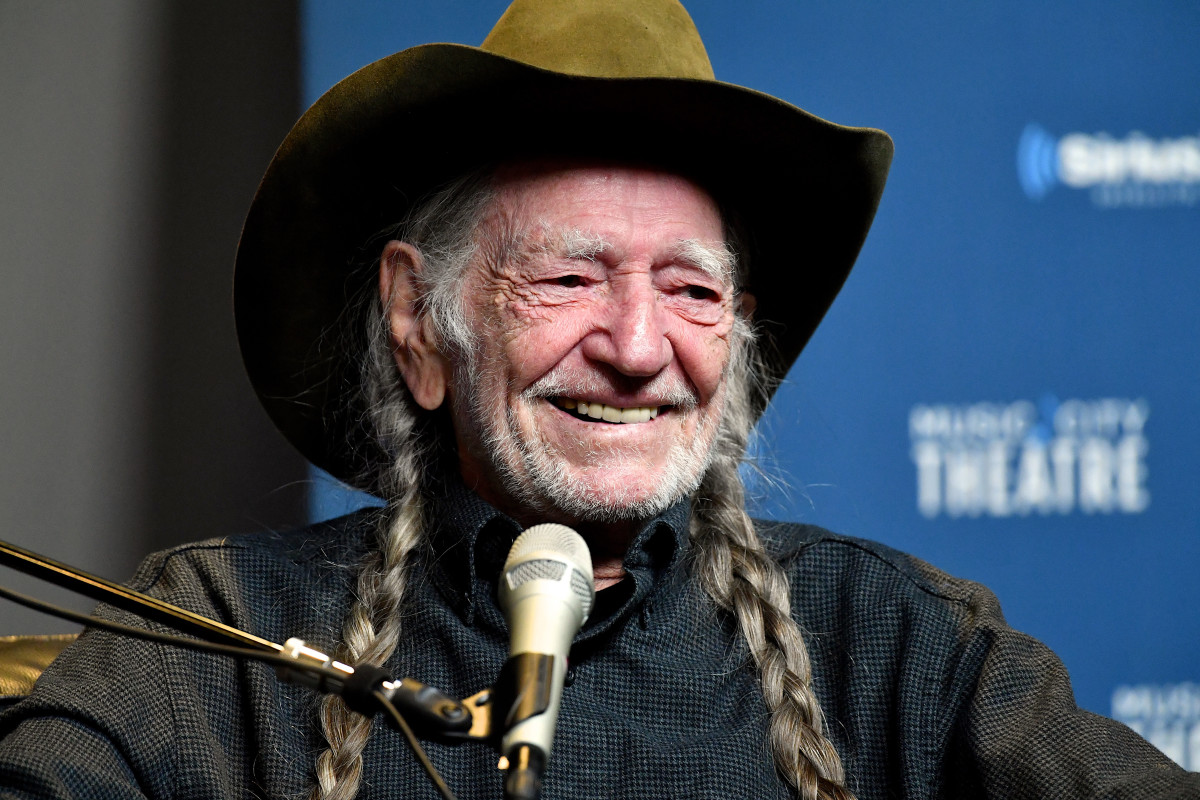 Life Advice from Willie Nelson Men's Journal