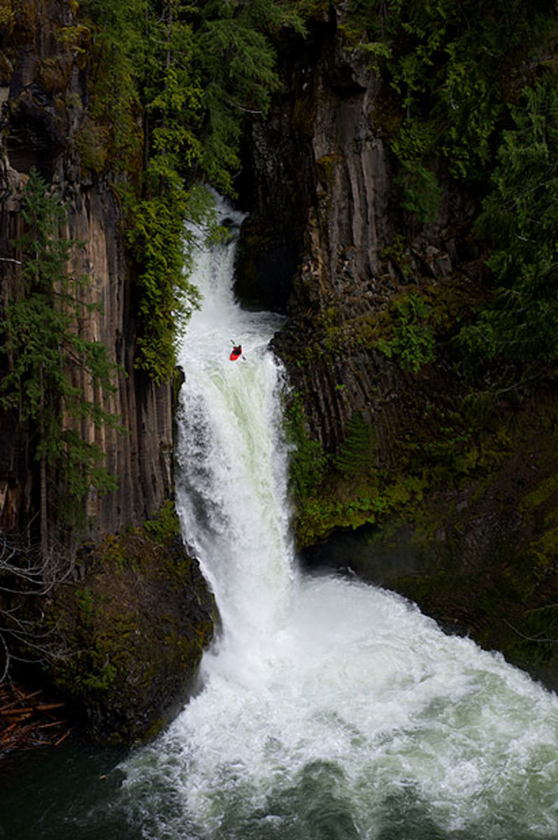 Korbulic Nails Toketee Falls' First Descent - Men's Journal