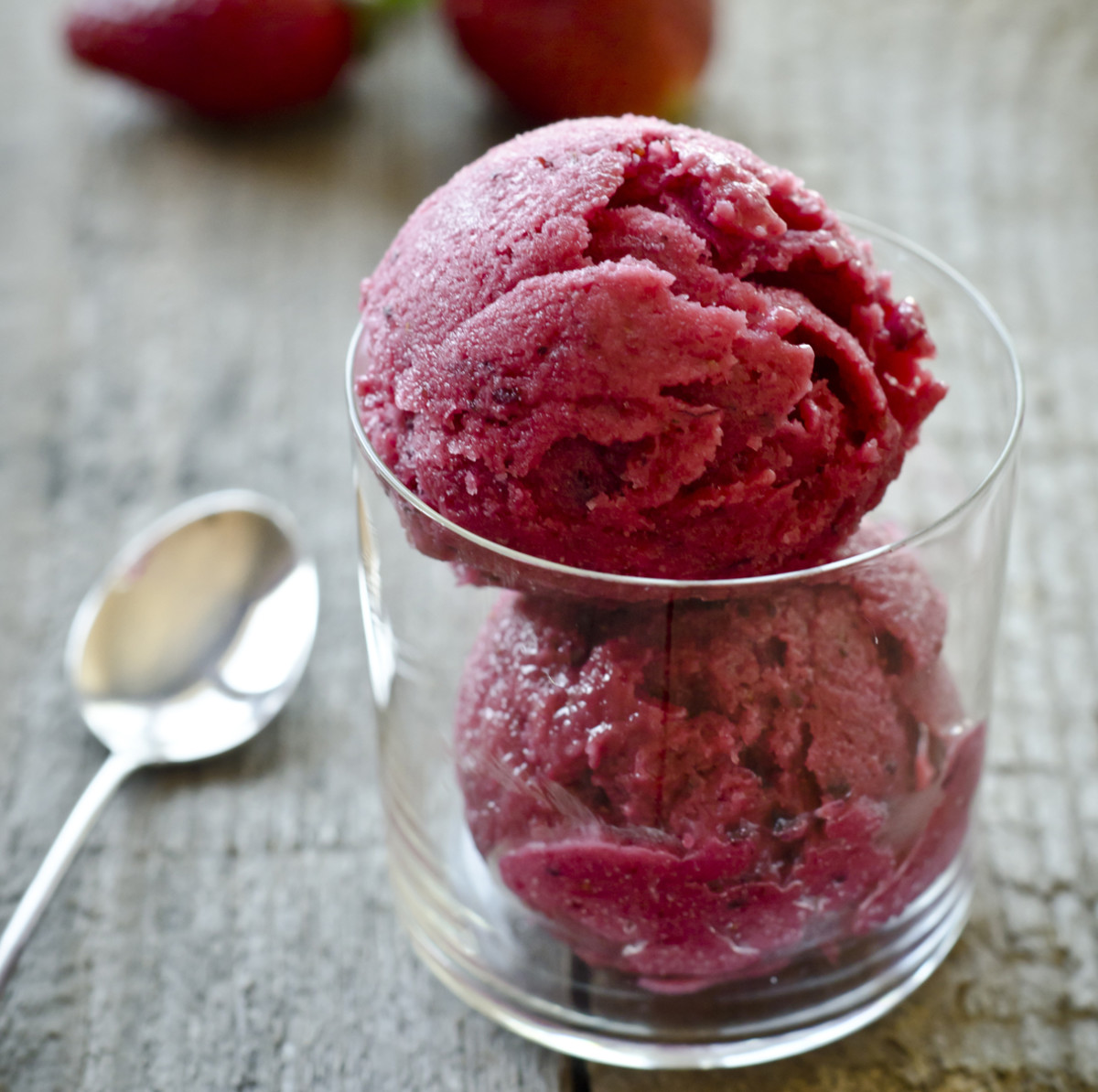 Instant strawberry ice cream - Men's Journal