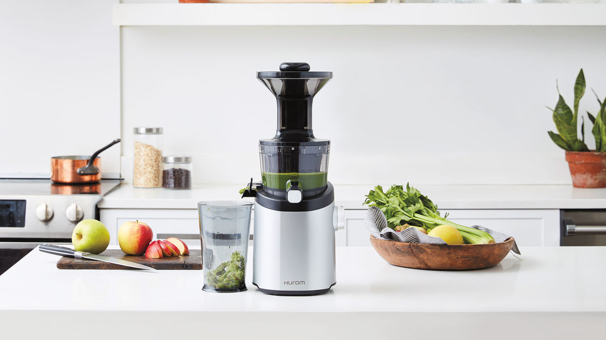 The Best Juicers You Can Buy for Your Home Men s Journal Men s Journal