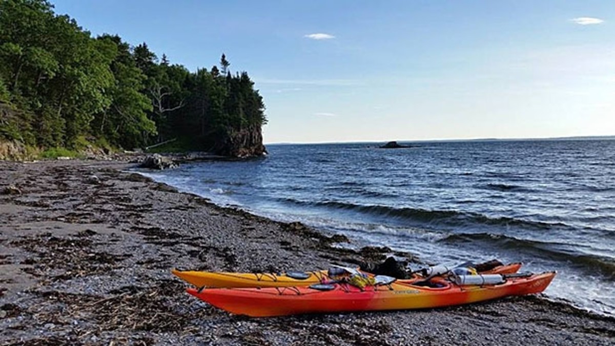 America's 10 Best Urban Kayaking Adventures - Men's Journal