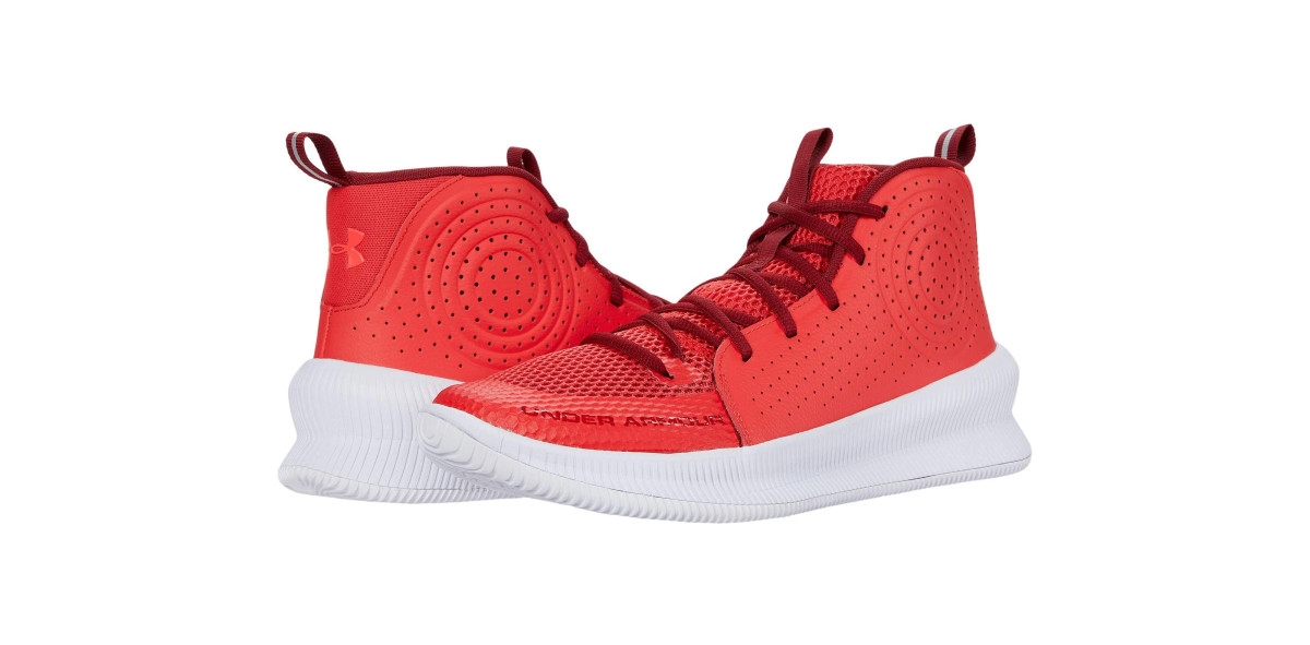 Get Back On The Courts With These Under Armour Basketball Shoes - Men's  Journal