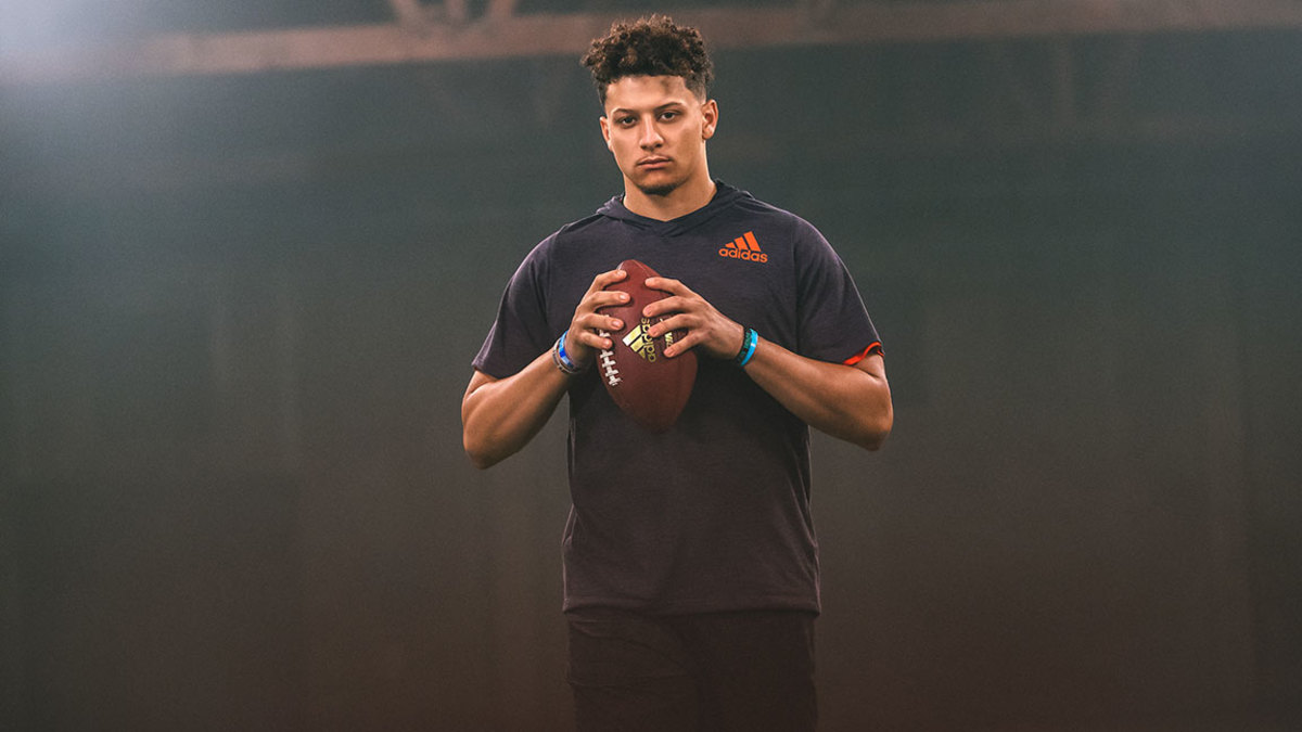 NFL MVP and Super Bowl Champion Patrick Mahomes on His Go-To Workouts and  How He Makes Those Crazy Sidearm Throws - Men's Journal