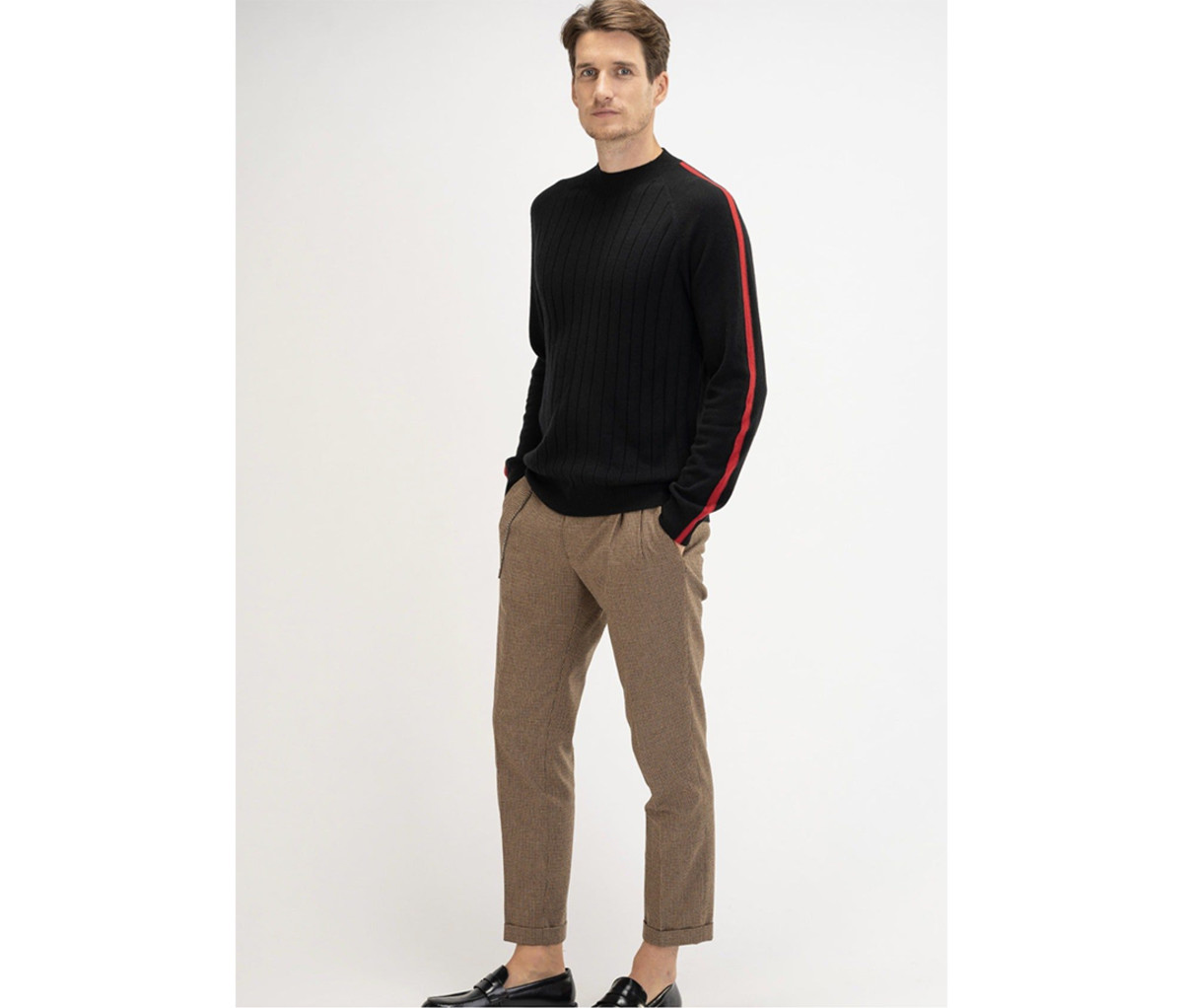 Get Your Fall Wardrobe Ready With This Color Tipped Crew Neck - Men's ...