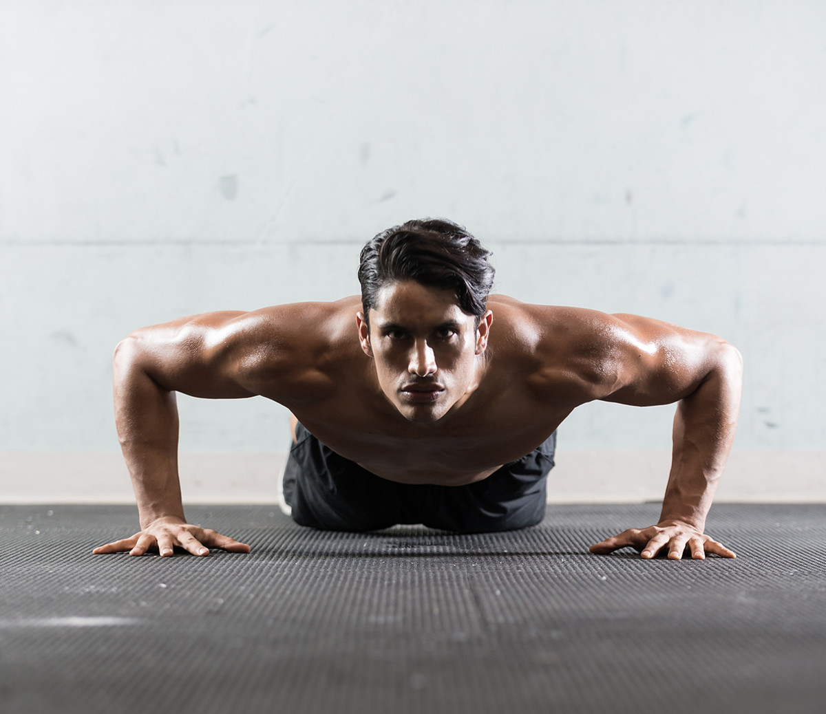 Most Americans Struggle to Do Just 5 Pushups, New Survey Finds