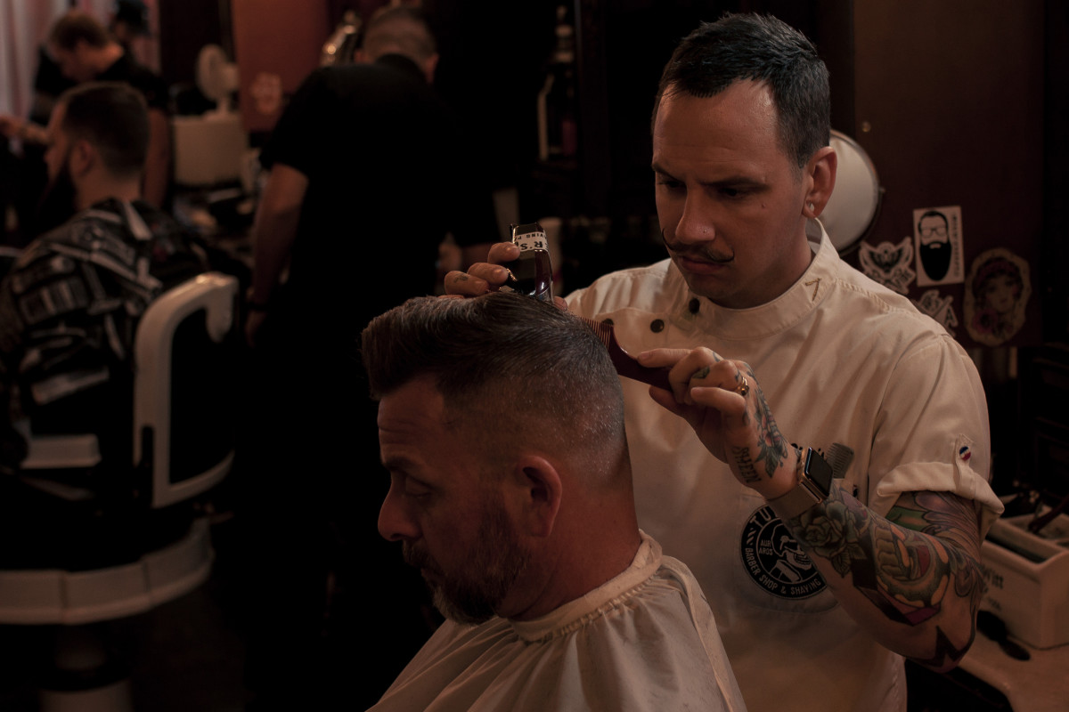 Throne Traditional Barbershop · Top-shelf Haircuts, Shaves & Booze