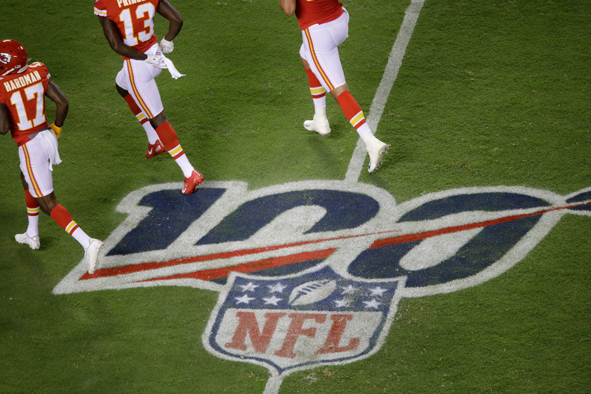 Chiefs vs. 49ers: The Minimally Informed Guide to Super Bowl 54 - Men's  Journal
