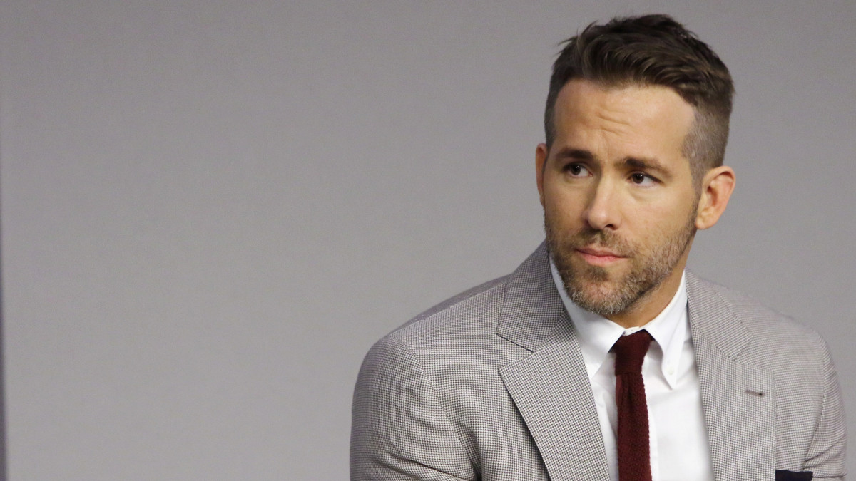 The Exercise You'll Want to Steal From Ryan Reynolds' Workout - Men's ...