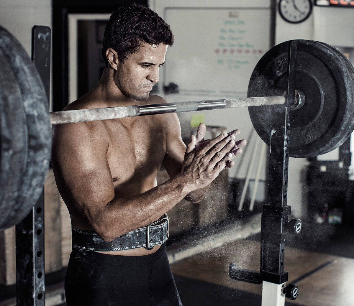 10 Best Tricep Barbell Workout Exercises for Strength - Steel