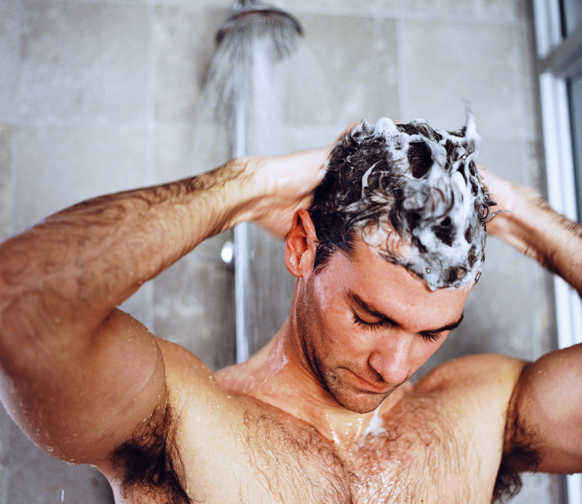 teller Phalanx Weekendtas Best Shampoo for Dry Hair | Men's Journal - Men's Journal