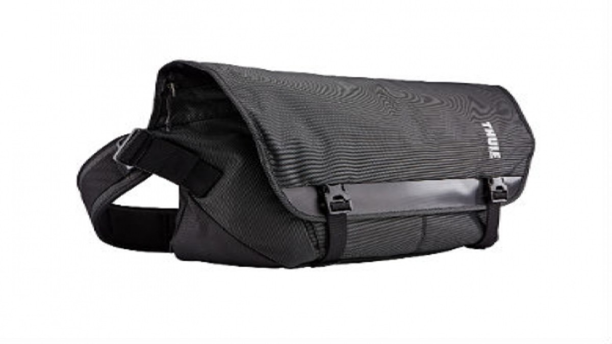 Thule covert 2025 dslr messenger