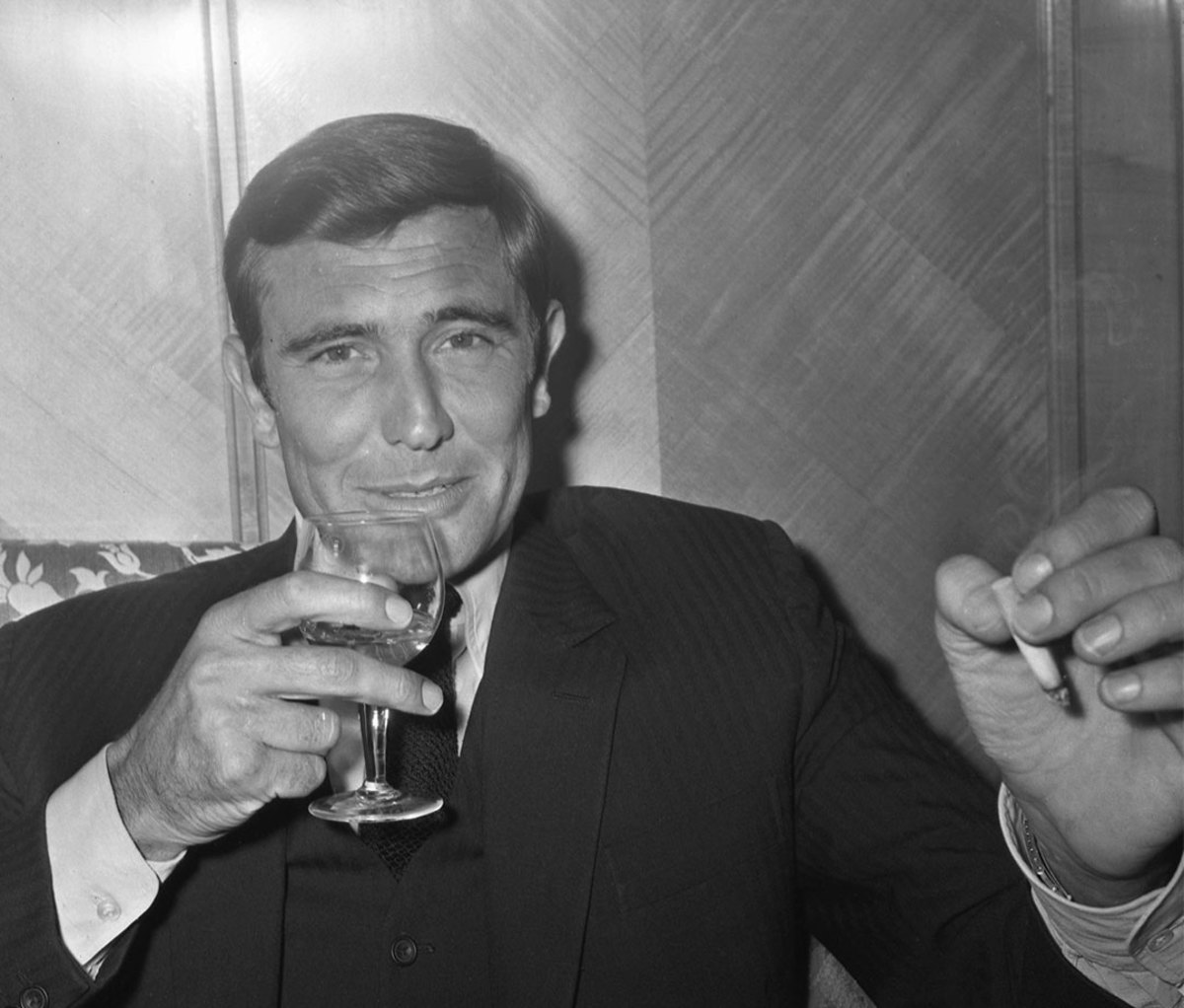 From Daniel Craig to Sean Connery: Best Bonds of All Time, Ranked - Men ...