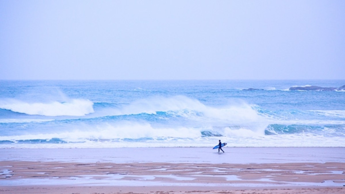 50 best surfing spots around the world