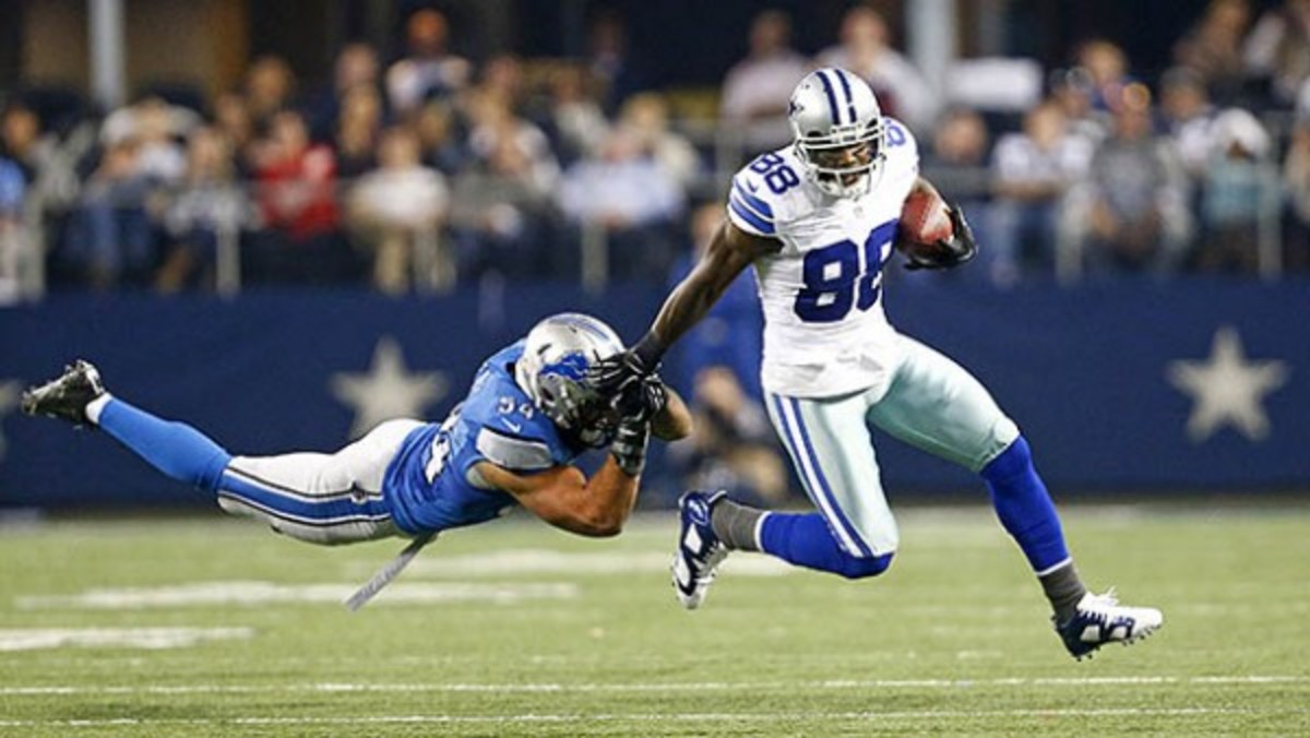 Dallas Cowboys - Dez Bryant literally took the shoes off