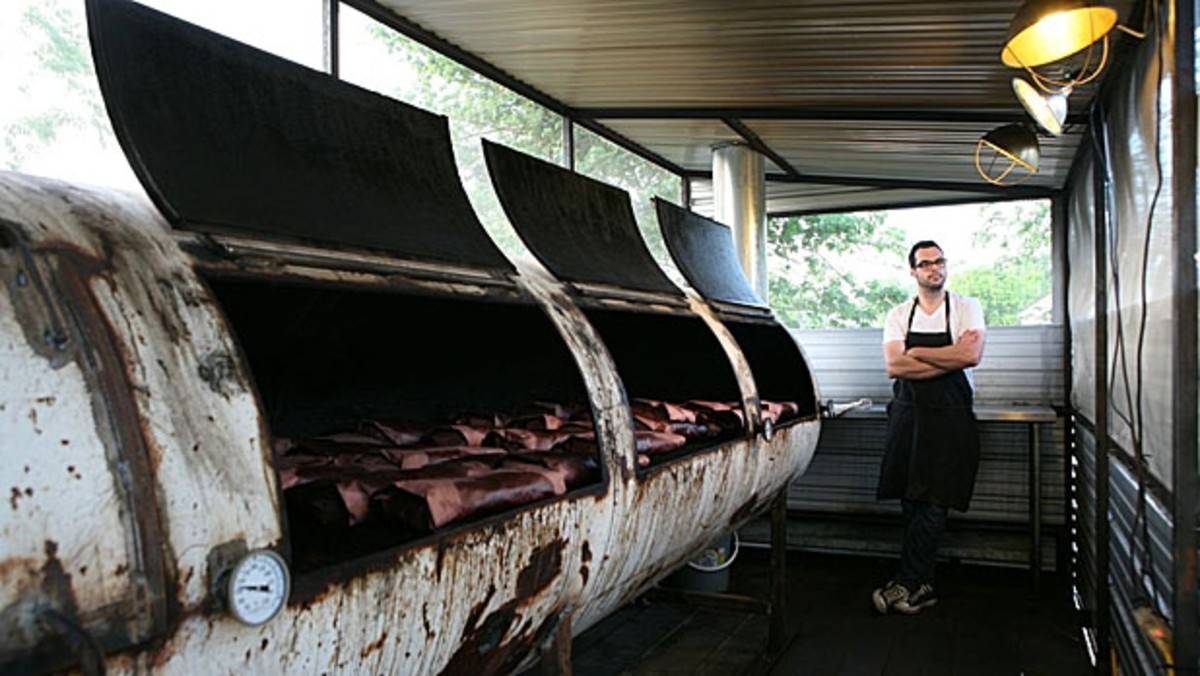 Mj 618_348_franklin barbecue austin texas best barbecue in america