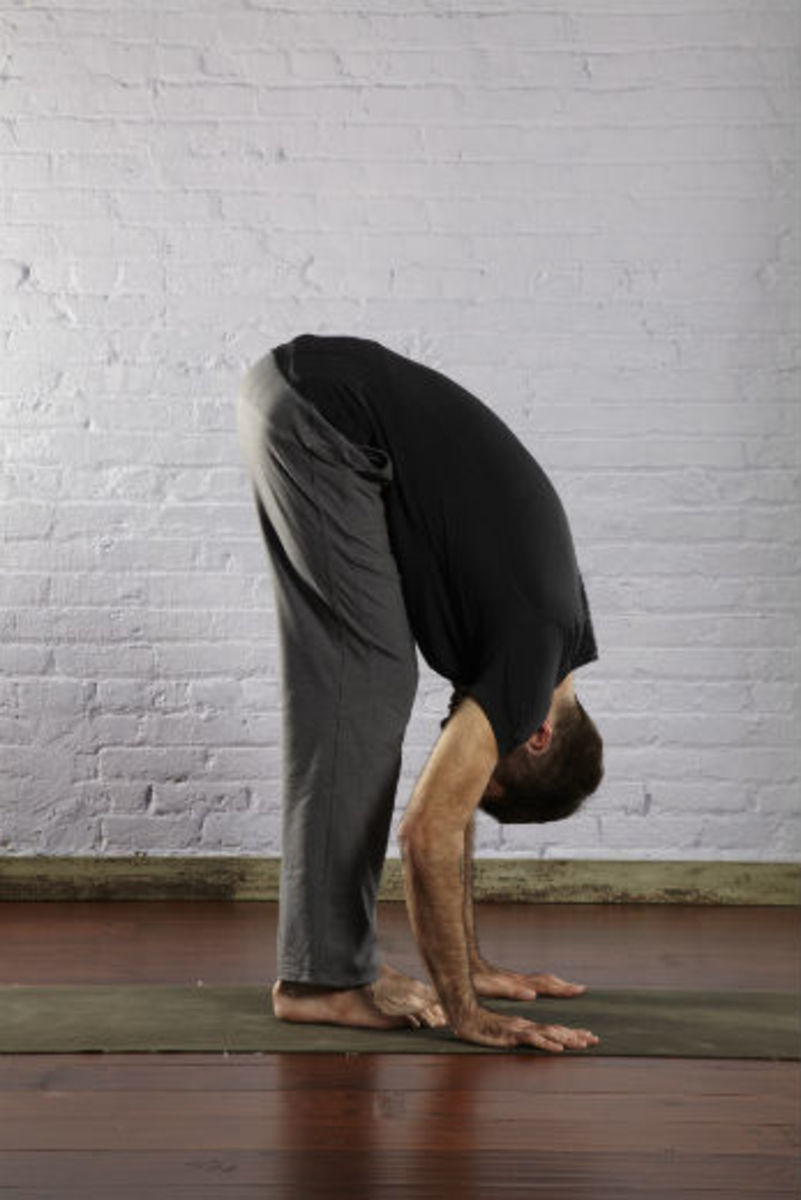 How to Reap the Many Benefits of Intense Side Stretch (Pyramid