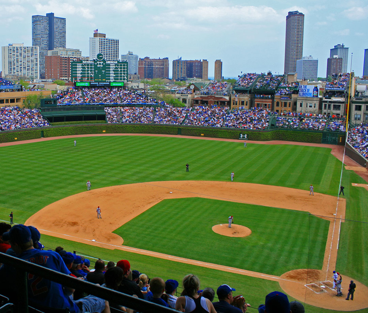 The 9 Best Baseball Stadiums in the United States - Men's Journal