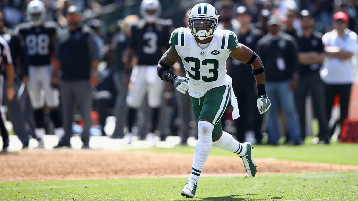 New York Jets safety Jamal Adams (33) in action against the New York Giants  during an NFL footb …