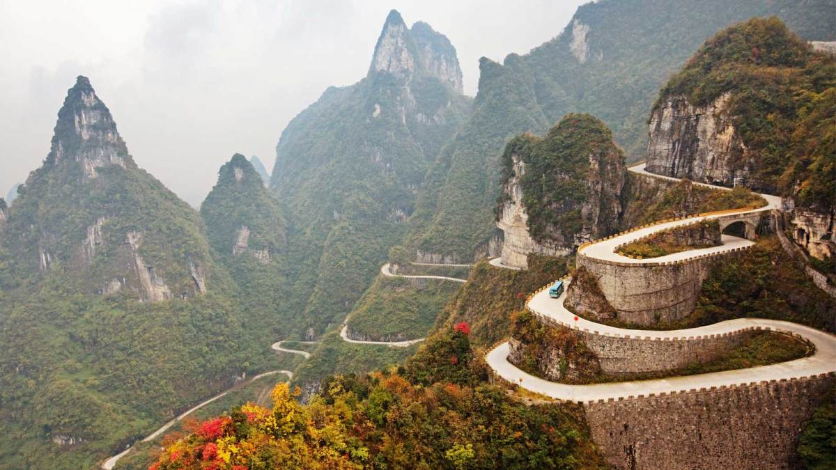 The 11 Best Roads to Drive in the World for Fun, Scenic Road Trips ...