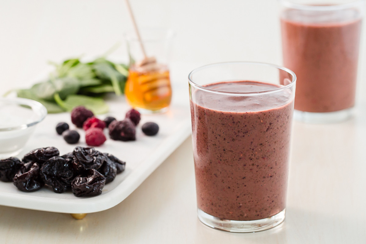 Acai Pineapple Smoothie - Sidewalk Shoes