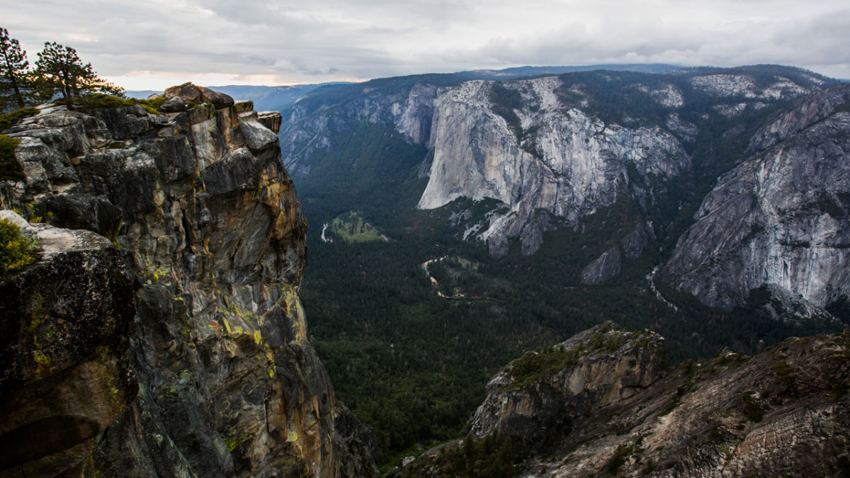 Couple Who Fell to Their Deaths in Yosemite National Park Identified