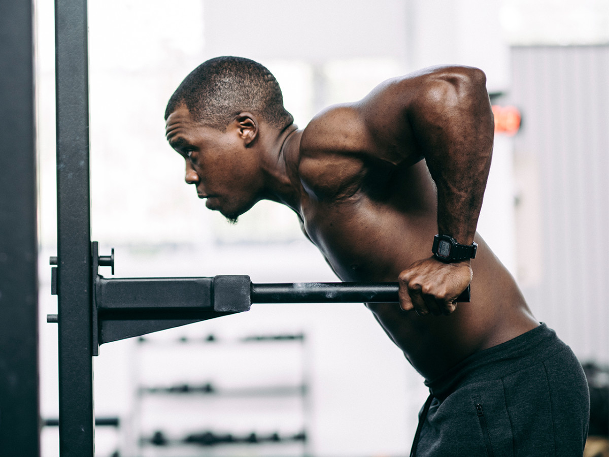 Build Bigger Arms In 30 Minutes With Just Your Bodyweight