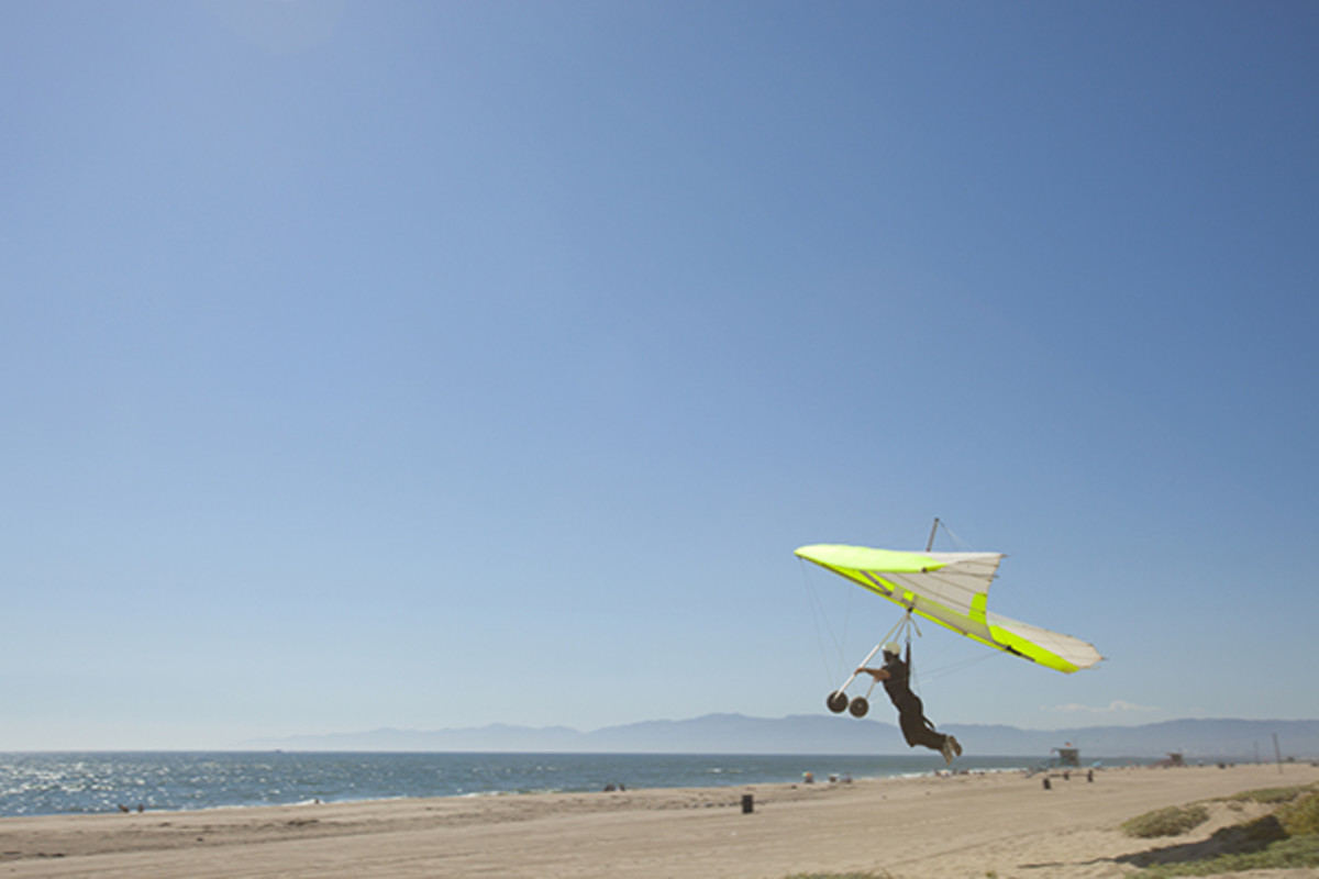 Gliding With The Wind For Bass