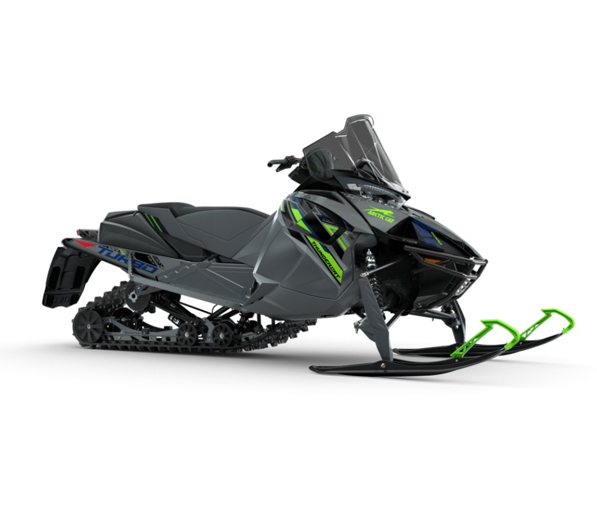 Best New Snowmobiles 2022: Fast, Comfortable, Quiet | Men's Journal ...