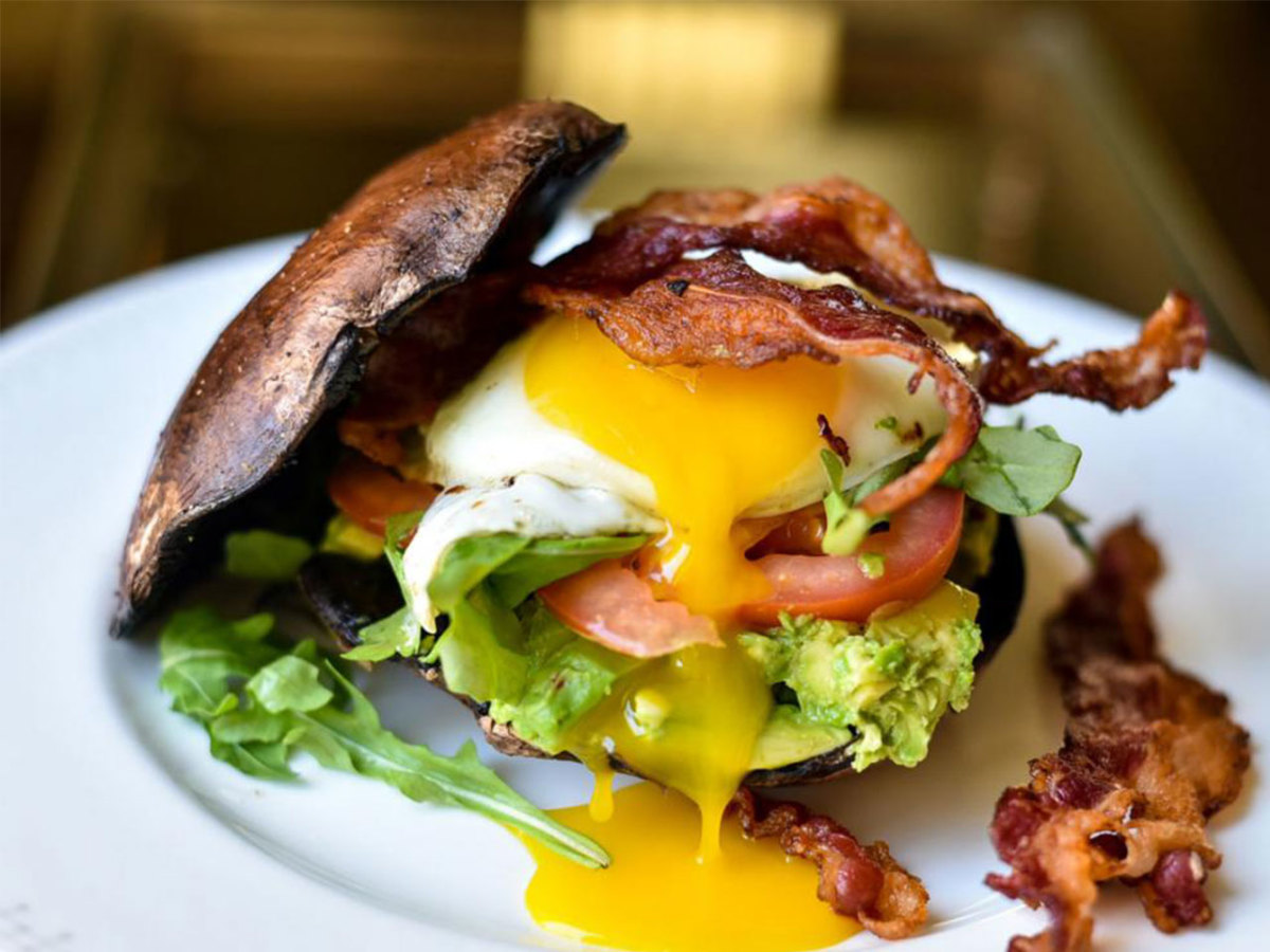 Best Paleo Breakfast Sandwich - How to Make Paleo Breakfast Sandwich