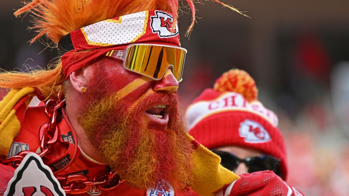 5 Affordable Gifts for the Chiefs Fan in Your Life