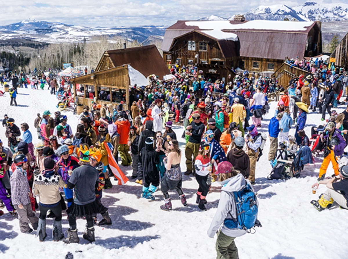 Best Nightclubs and Après-Ski Bars in the Alps