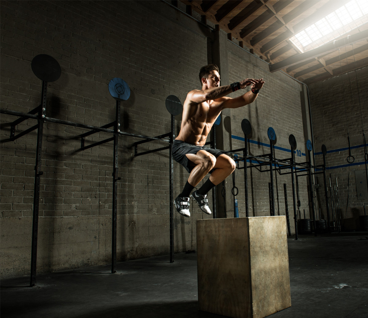 How to set fitness goals and crush them in 7 easy steps - Men's Journal