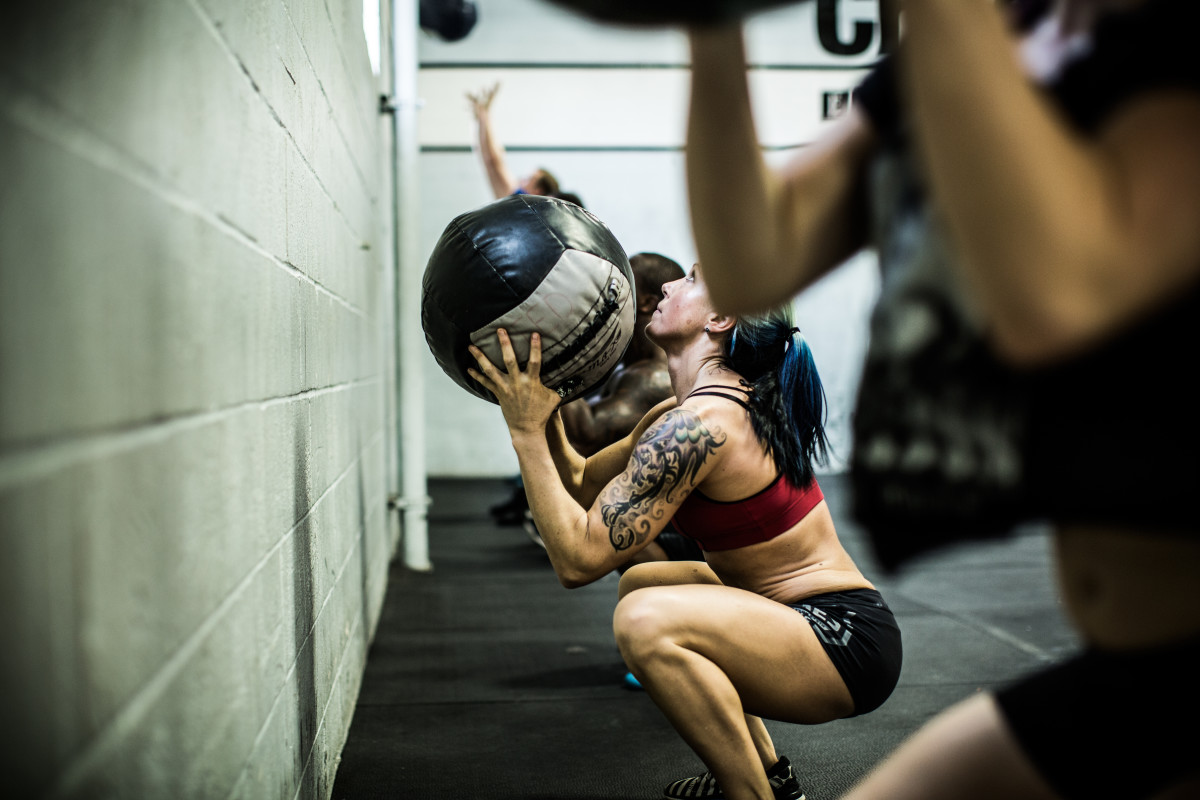 7 Brutal CrossFit Workouts that Are Worth the Pain Men s Journal