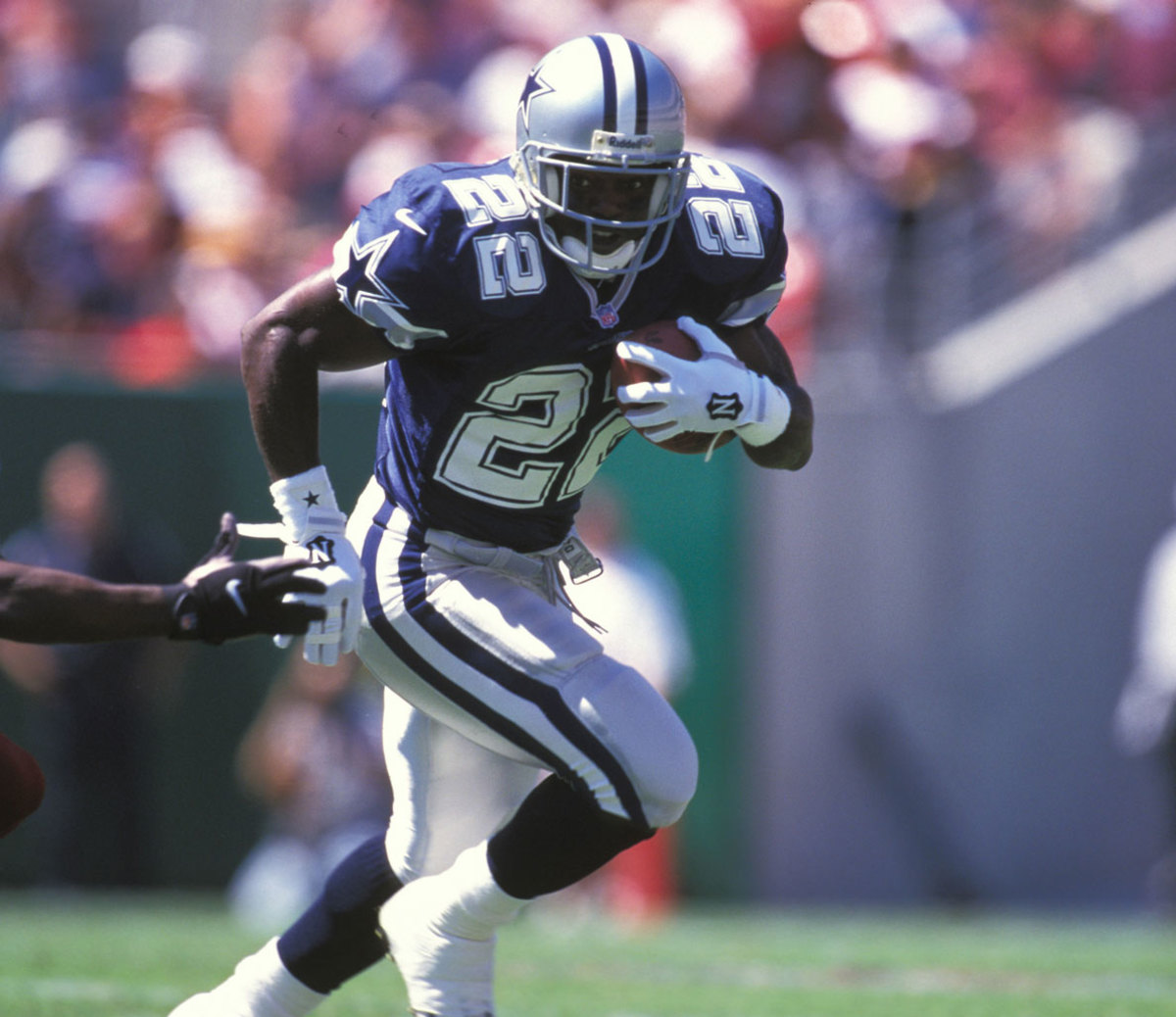 Emmitt Smith shoulders load in must-win game vs New York Giants ✭ Inside  The Star