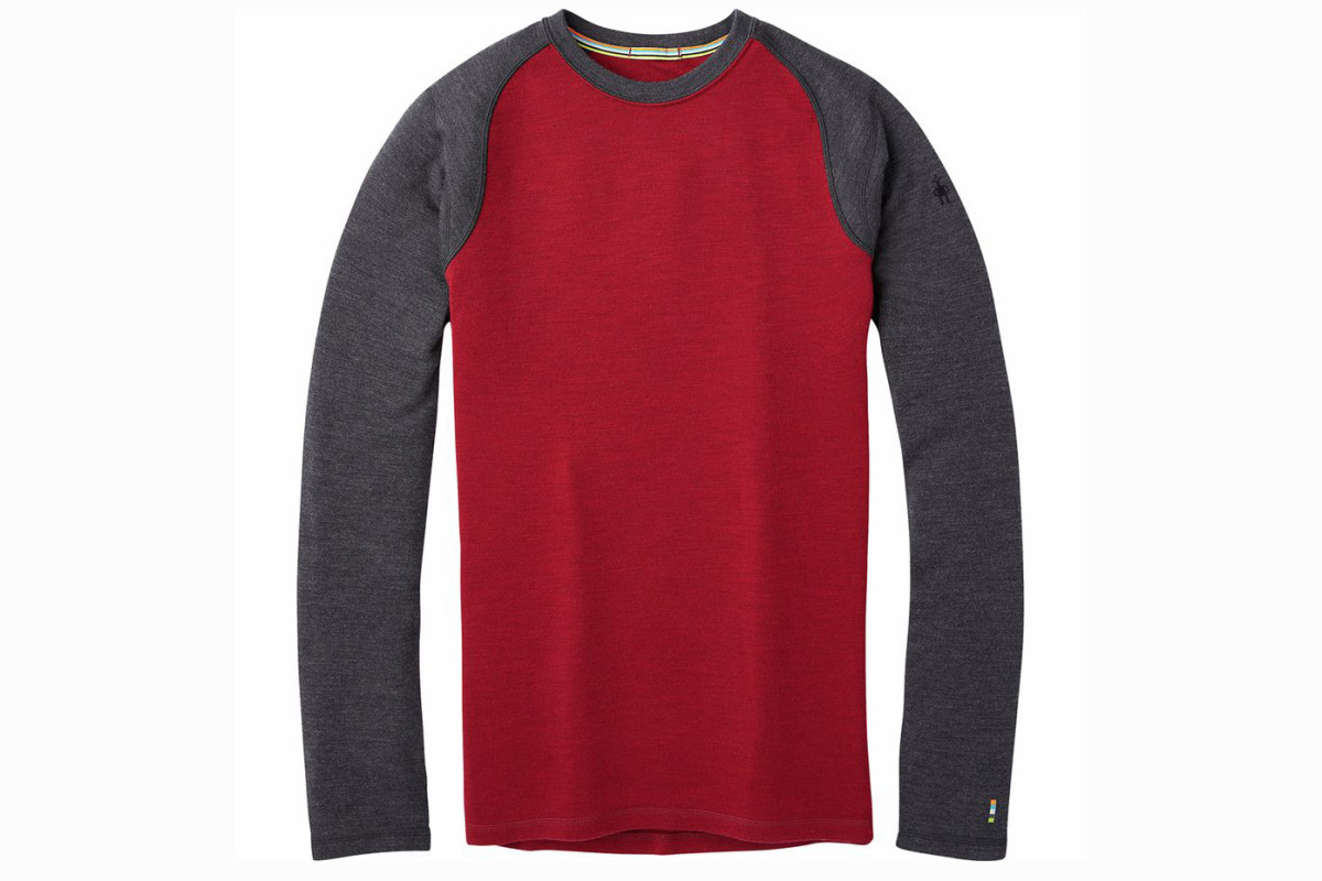 https://www.mensjournal.com/.image/t_share/MTk2MTM3MTAxOTQwMzAzMzY1/smartwool-merino-250-baselayer-crew.jpg