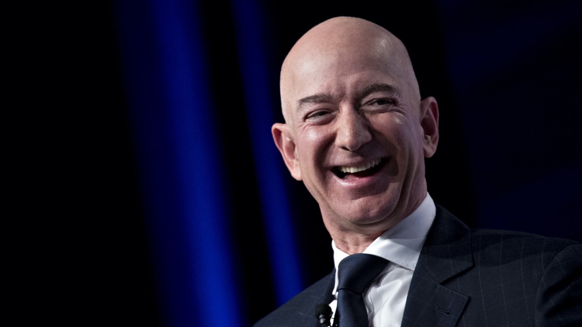 Jeff Bezos Steps Down as CEO—and Shows  Is a Cloud Company