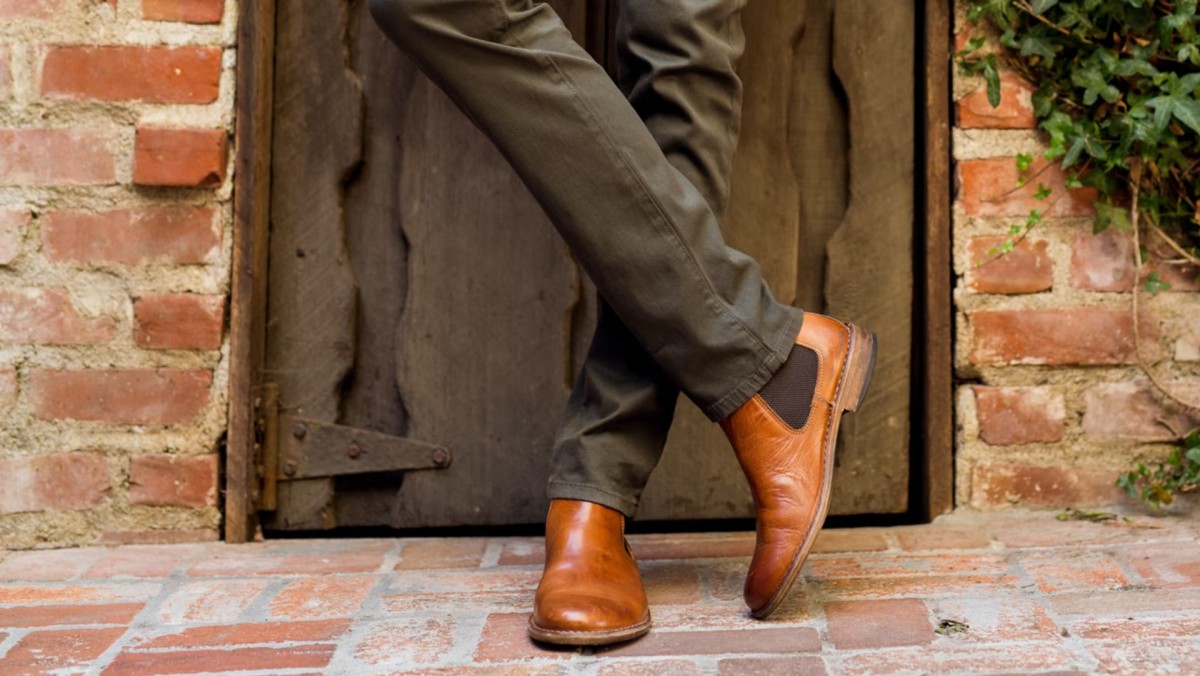 Mens Guide to the Perfect TrousersSocksShoes Combination  Style Hub